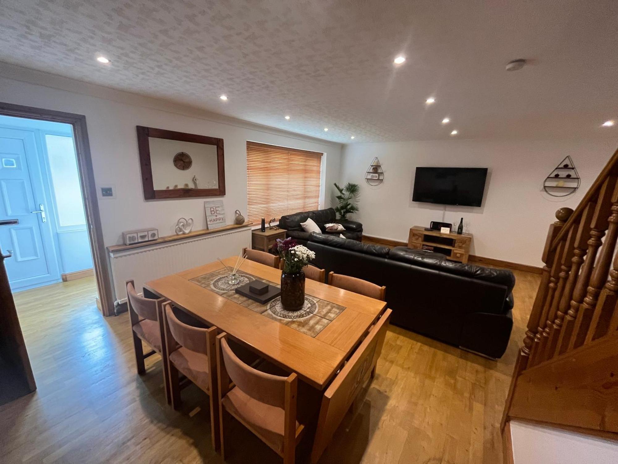 Wilford Charm Spacious 3Br Retreat In נוטינגהאם מראה חיצוני תמונה